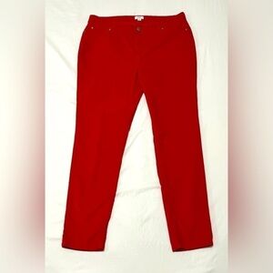 🟢 Crown & Ivy Red Corduroy Pants